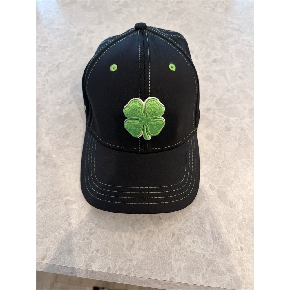 Topgolf Men's Fitted Hat Cap Black/Live Lucky Clover Golf